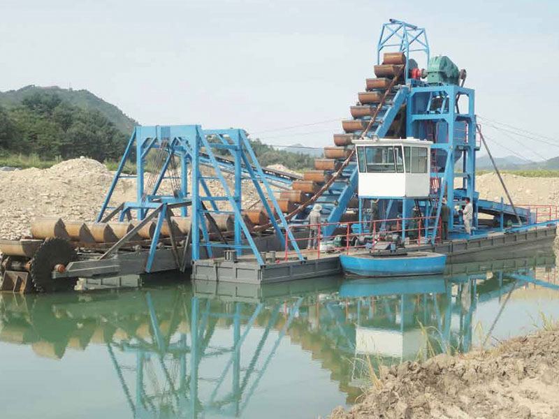 Équipement d'extraction d'or de drague d'or de chaîne de seau