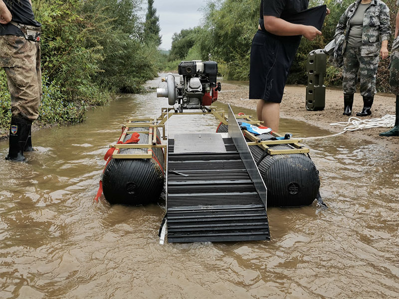 Drague en or pour trouver le dredger en or avec le moteur Honda